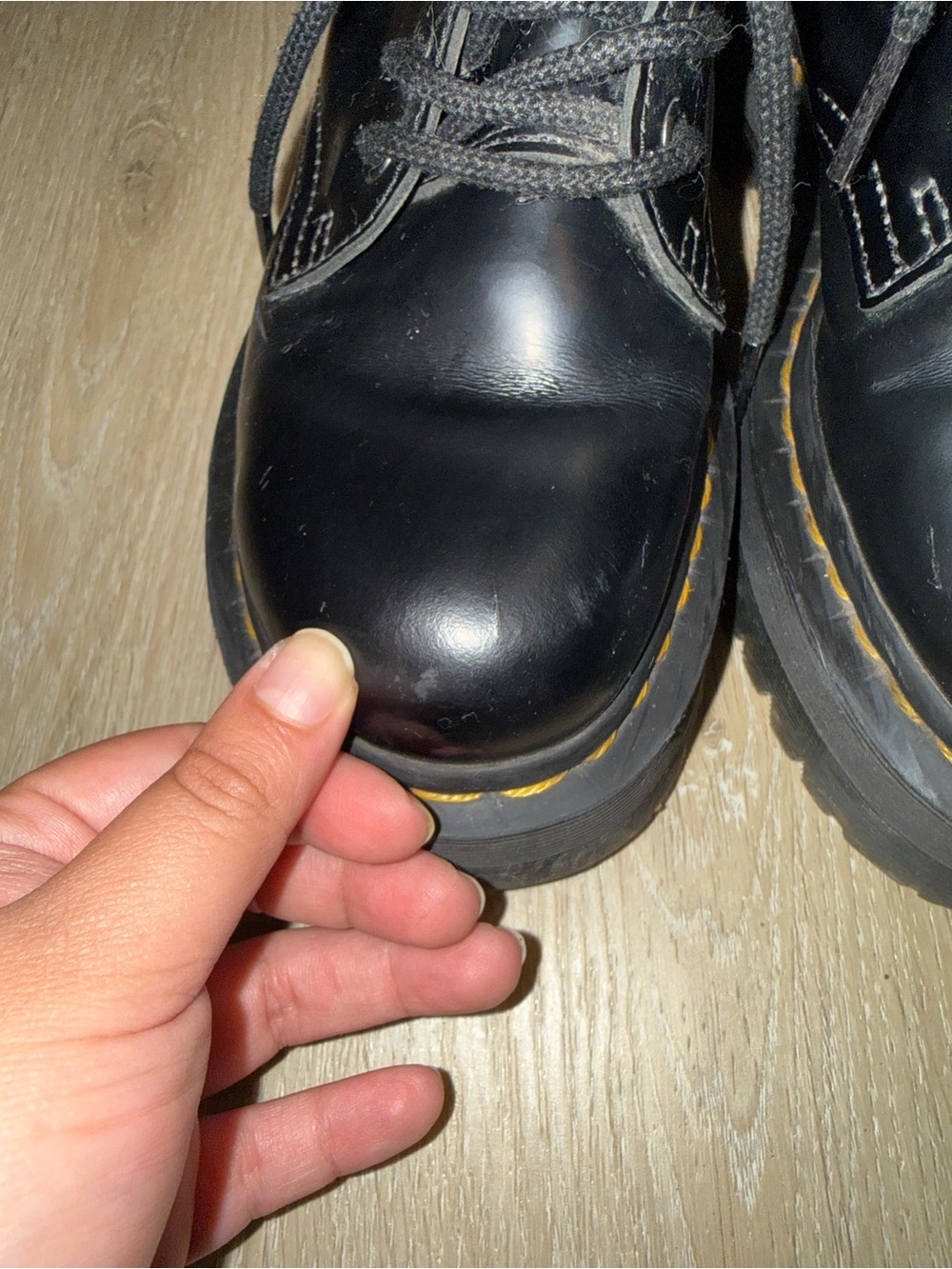 Dr. Martens JADON BOOT SMOOTH LEATHER PLATFORMS - Picture 3 of 10